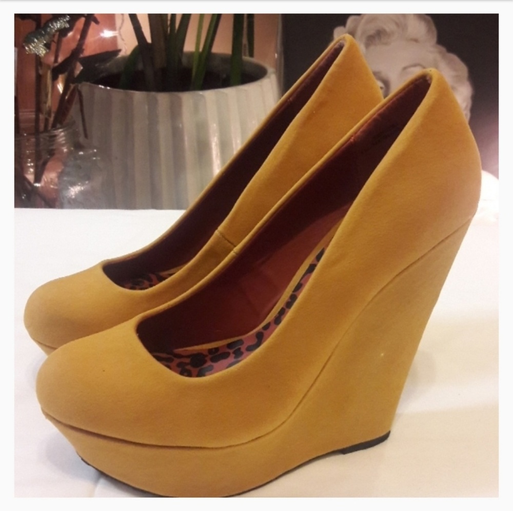 Ladies heels
